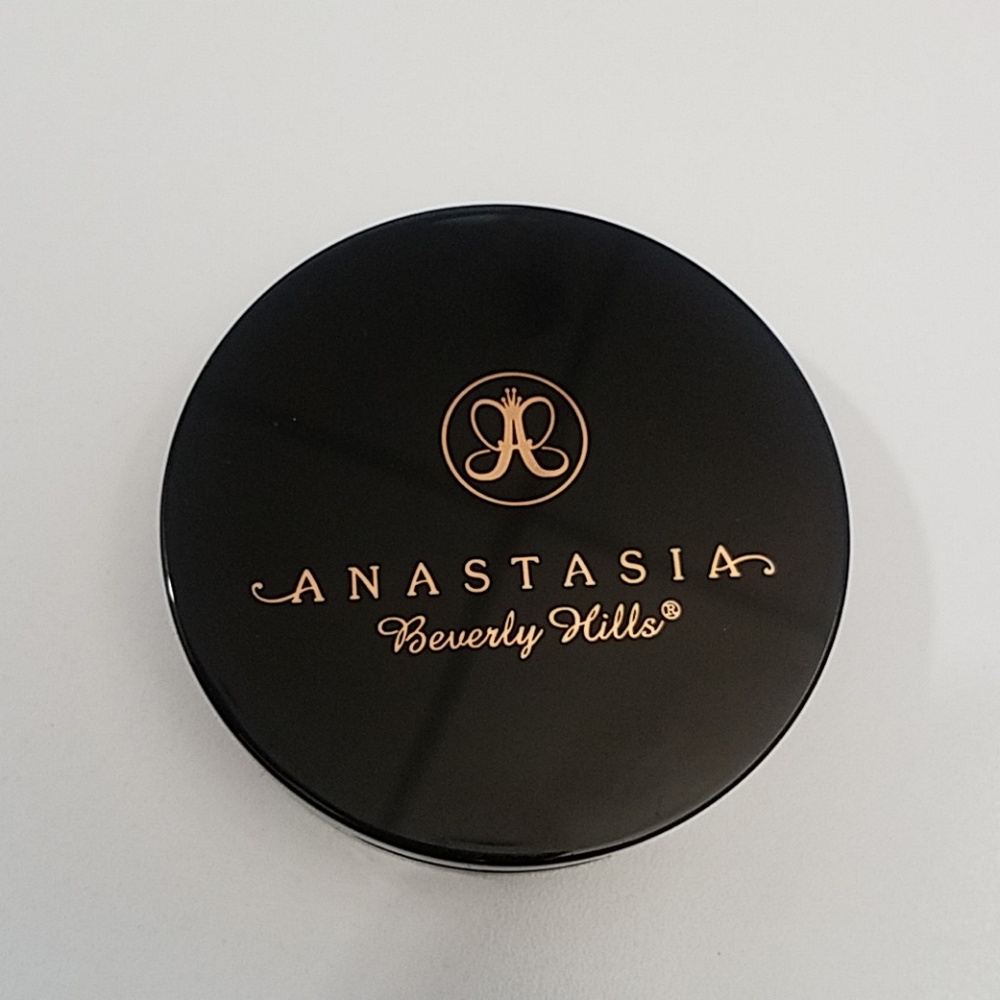Anastasia Beverly Hills So Hollywood Illuminator